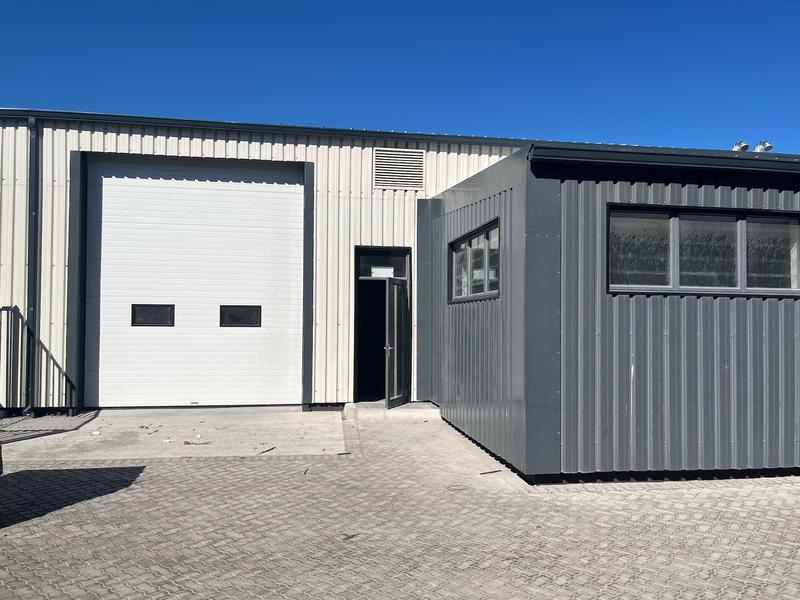 To Let Commercial Property for Rent in Retreat Industrial Western Cape